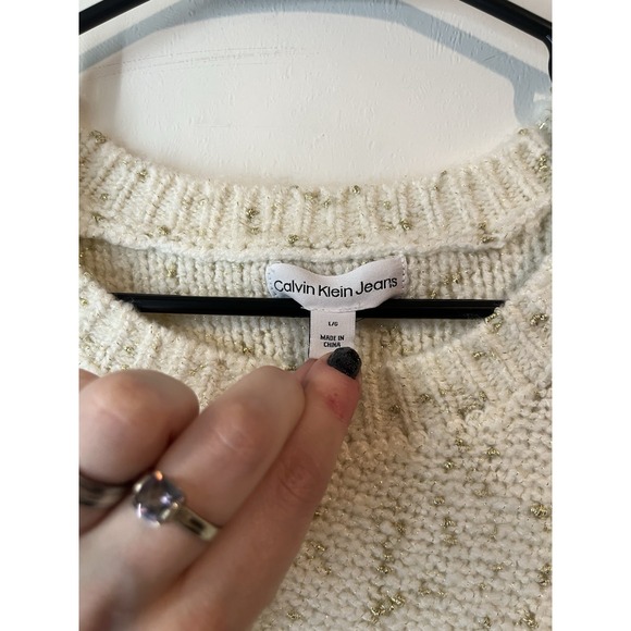 Calvin‎ Klein Jeans Beige Sweater Gold Accents Size Large Loose Fit Knit - Picture 2 of 4